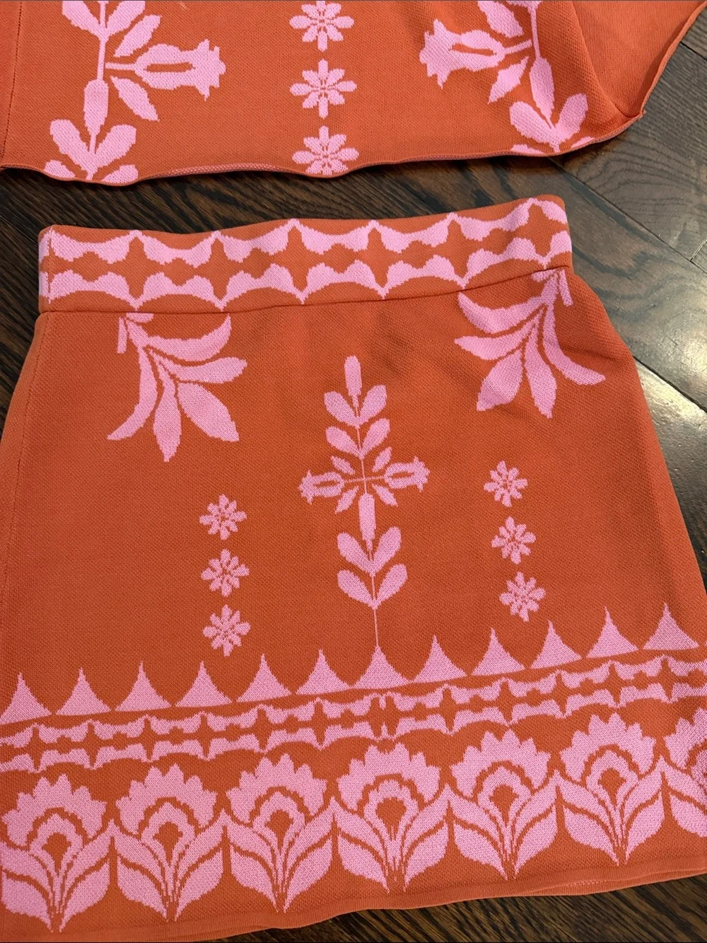 Misa Los Angeles bold orange